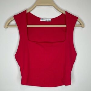 Zenana outfitters Women’s Tank Bright Red Square Neck with bust support Size S